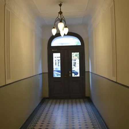 Schicke Und Gunstige Ferienwohnung Im Prenzlauer Berg Berlin
